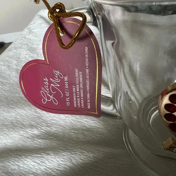 **Radiant Red Gemstone Heart Glass Mug – 15 oz** - Picture 7 of 7